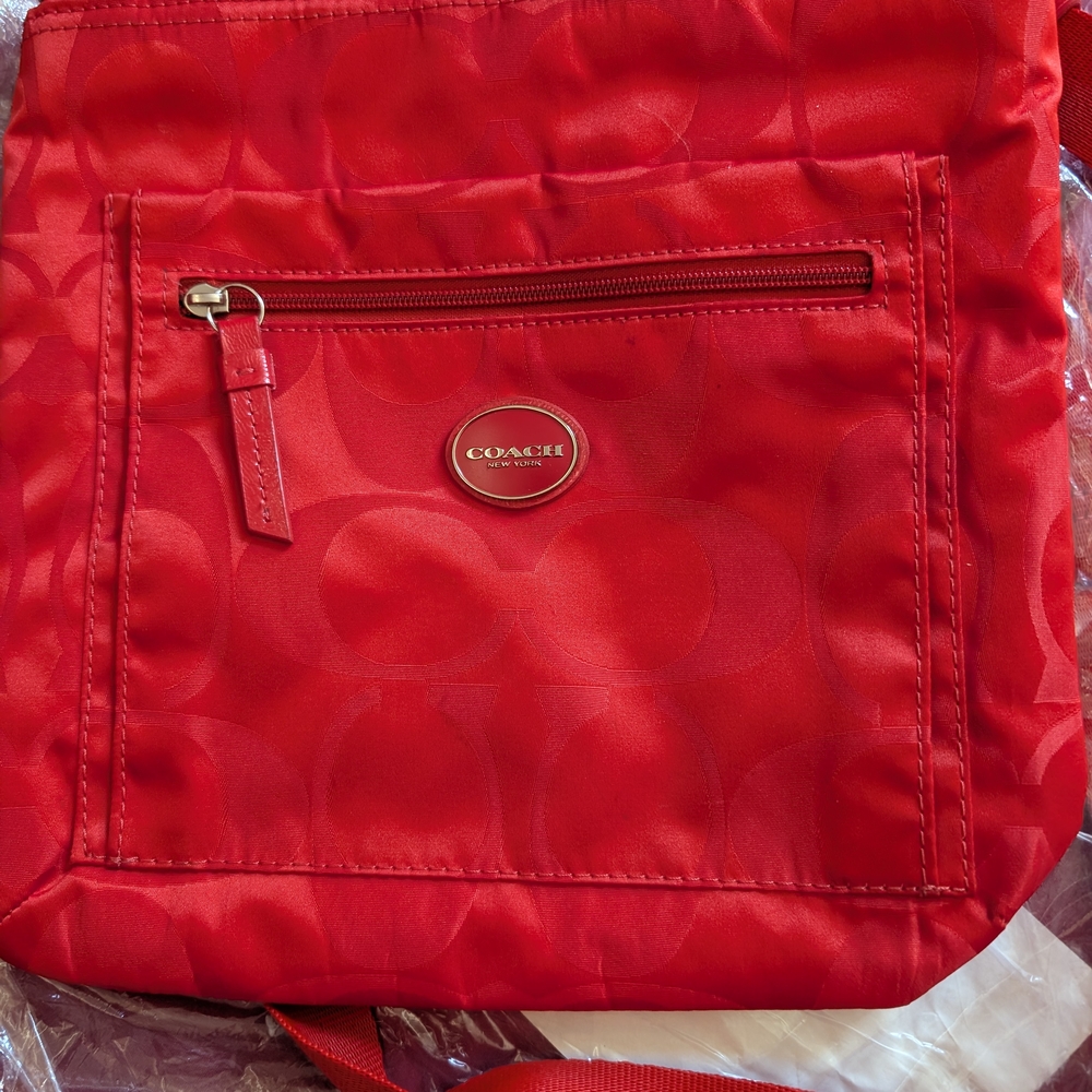 Coach Getaway Signature Nylon File Messenger Crossbody Bag Red/Orange F77408 - Picture 1 of 13